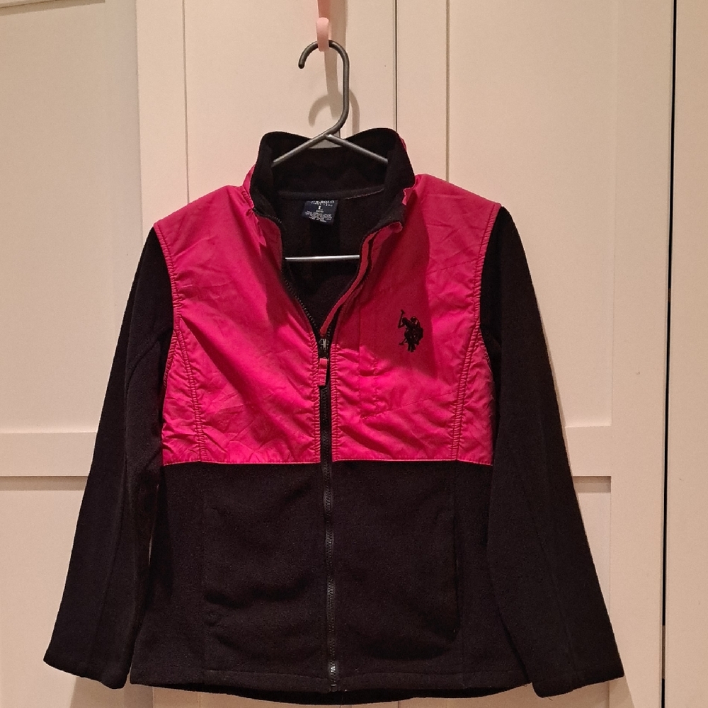 077 - U.S. POLO ASSN. Fuchsia and Black Fleece Jacket With Pockets.